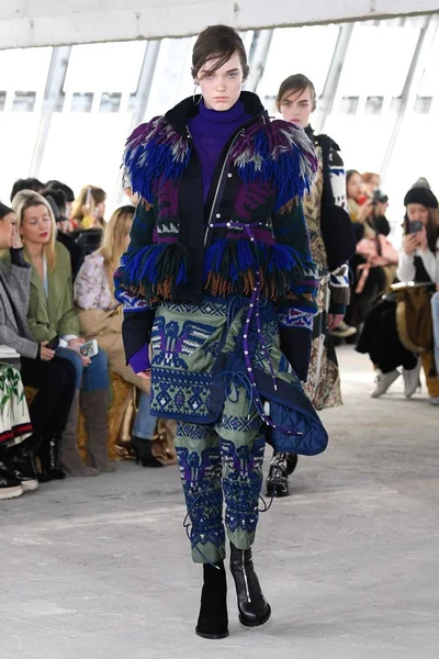 Look 23